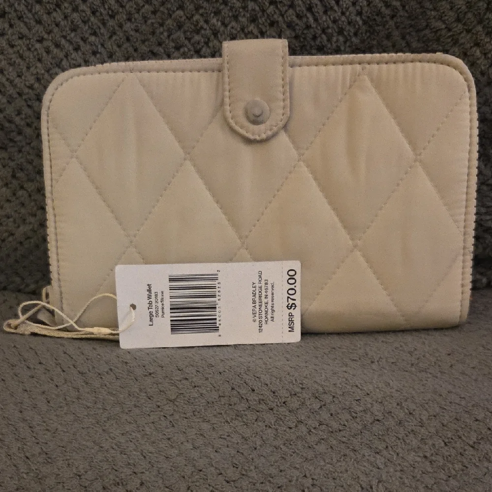 Vera Bradley Cream Quilted Wallet - Picture 2 of 3